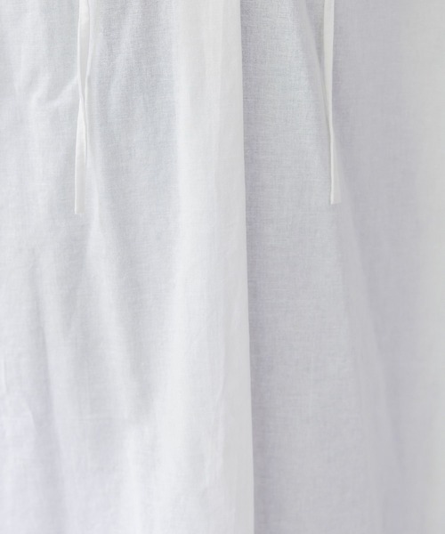 studio CLIP（スタディオクリップ）の「【低身長スタッフ企画/WEB限定】コットンリネン袖フリルチュニック（チュニック・レディース・ホワイト/ブラック/ブルー・FREE）」の8枚目の写真