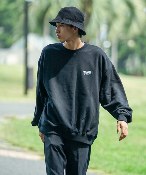 VISION STREET WEAR（ヴィジョンストリートウェア）の「【VISION STREET WEAR/ビジョンストリートウェア】 バックプリント バック刺繍 裏毛　クルーネック　トレーナー　スウェット（スウェット・メンズ・ブラウン/杢グレー/ブラック/ブルー・LARGE/MEDIUM/X-LARGE）」の7枚目の写真