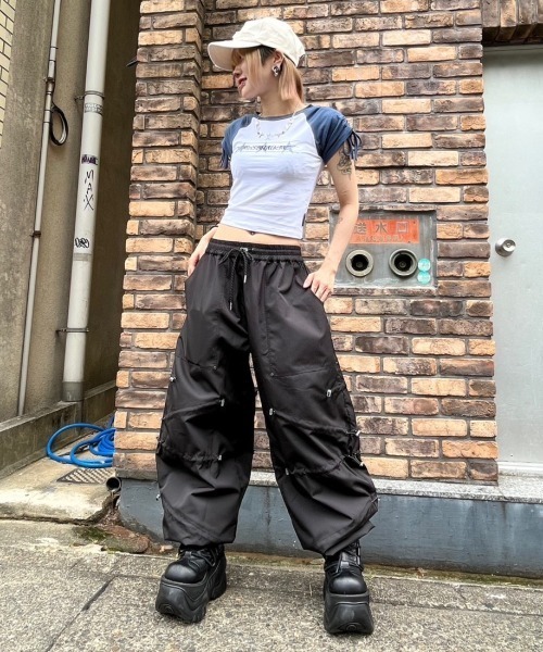 Ugly shadow 韓国 シャツ UGLY SHADOW（アグリーシャドウ）の「韓国ブランド Uglyshadow
