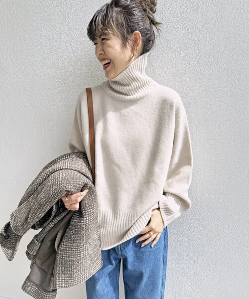 Spick & Span（スピックアンドスパン）の「ウールカシミヤ タートルネックプルオーバー（ニット/セーター・レディース・グレー/ブラック/レッド/ブルー系その他/ベージュ・FREE）」の9枚目の写真