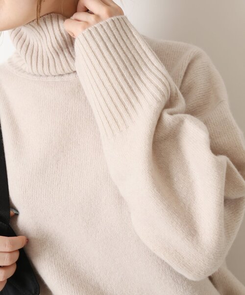 Spick & Span（スピックアンドスパン）の「ウールカシミヤ タートルネックプルオーバー（ニット/セーター・レディース・グレー/ブラック/レッド/ブルー系その他/ベージュ・FREE）」の17枚目の写真