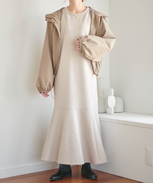 mil（ミル）の「【150㎝前後の小柄さんサイズ】バックフリルマウンテンパーカー【洗える】（マウンテンパーカー・レディース・ピンクベージュ/モカ/グレイッシュベージュ・XS/S）」の10枚目の写真