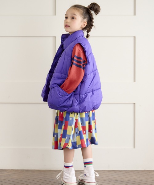 BIG FIELD（ビッグフィールド）の「クライマービッグポケットキルトベスト（90～150cm）（ダウンベスト・キッズ・ブラック/オレンジ/グリーン/パープル・130/140/100/150/110/90/120）」の8枚目の写真