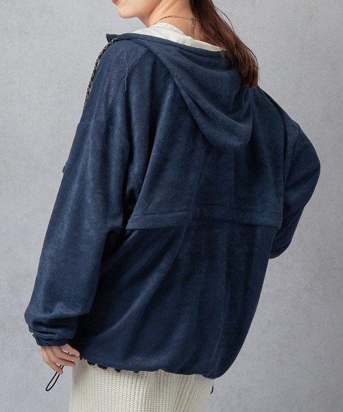 Lull（ルル）の「【Lull / ルル】2WAYパイルアノラックパーカー（パーカー・レディース・ブラック/グレー/アイボリー/ネイビー・ONESIZE）」の4枚目の写真