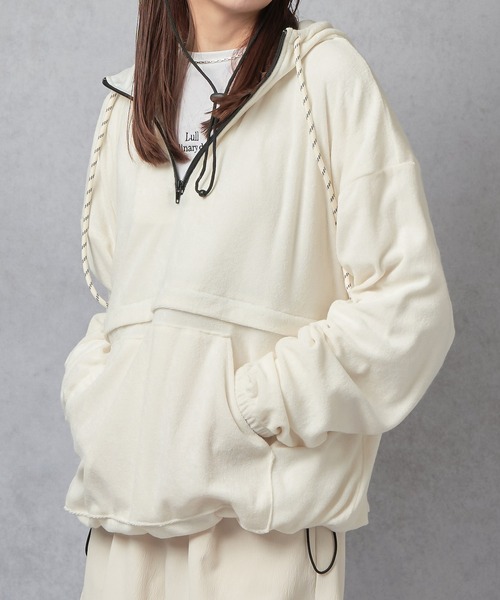 Lull（ルル）の「【Lull / ルル】2WAYパイルアノラックパーカー（パーカー・レディース・ブラック/グレー/アイボリー/ネイビー・ONESIZE）」の2枚目の写真