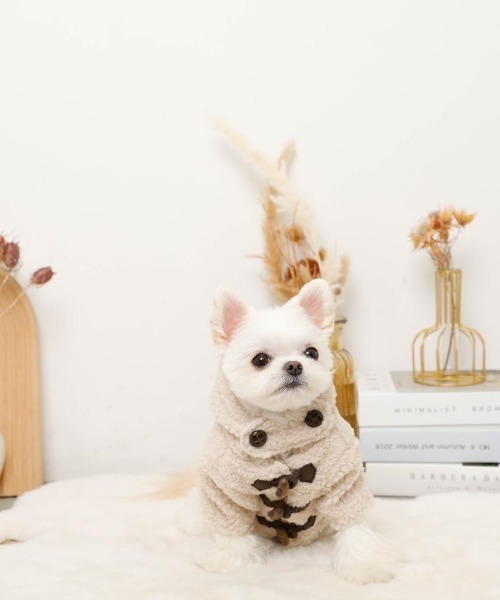 モンシェリ　ダッフルコート　アイボリーSサイズ セール】ダッフルボアフーディーコート / 犬服 / ドッグウェア（ペット