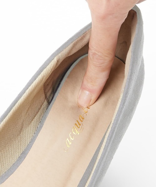 7days Life Styling（セブンデイズライフスタイリング）の「【ぴたっプス】ポインテッドトゥ７ｃｍヒールパンプス（低反発中敷）（ワイズ２Ｅ）（パンプス・レディース・ブラック系その他/ブラック系その他2/ブラック/ライトグレー/グレイッシュベージュ・22.5cm/23.0cm/23.5cm/24.0cm/24.5cm）」の15枚目の写真