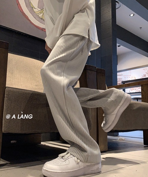 ALL RUNS（オールランズ）の「▲プリーツパンツ リラックス ストレートシルエット（その他パンツ・メンズ・グレー/ブラック・M/L/XL）」の12枚目の写真