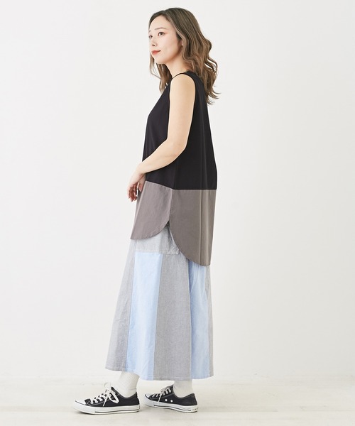 CUBE SUGAR(キューブシュガー)の「無地SZ天竺カットソー裾切替タンクトップ(タンクトップ・レディース・ブラック/トップグレー/ホワイト/ホワイト系その他/ホワイト×ブルー・M)」の18枚目の写真