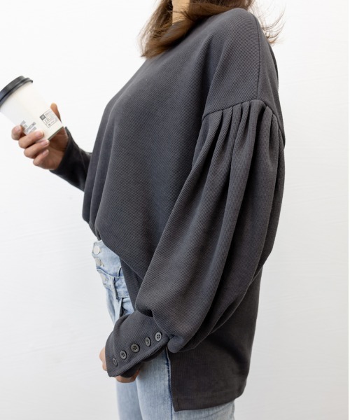 Miniministore(ミニミニストア)の「ボリューム袖 スウェット レディース長袖(スウェット・レディース・ブラック/アイボリー/ライトグレー/ダークグレー・FREE)」の14枚目の写真