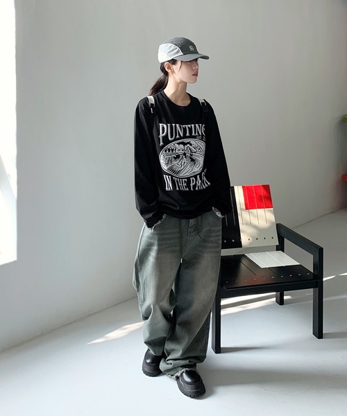 FOLLOWIN（フォロウィン）の「[UNISEX][カップルコーデにおススメ！]オーバーフィットプリントロング長袖Tシャツ（Tシャツ/カットソー・レディース・チャコールグレー/ブラック/オートミール/ホワイト・FREE）」の10枚目の写真