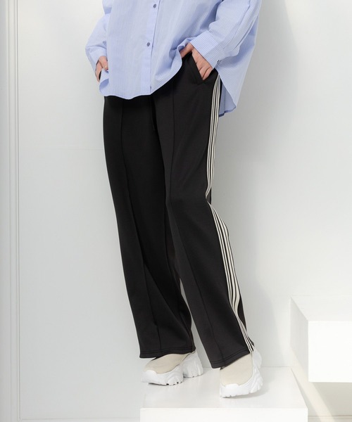 LAKOLE（ラコレ）の「トラックワイドパンツ / 103827（その他パンツ・レディース・ライトグリーン/ブラック・SMALL/MEDIUM）」の19枚目の写真