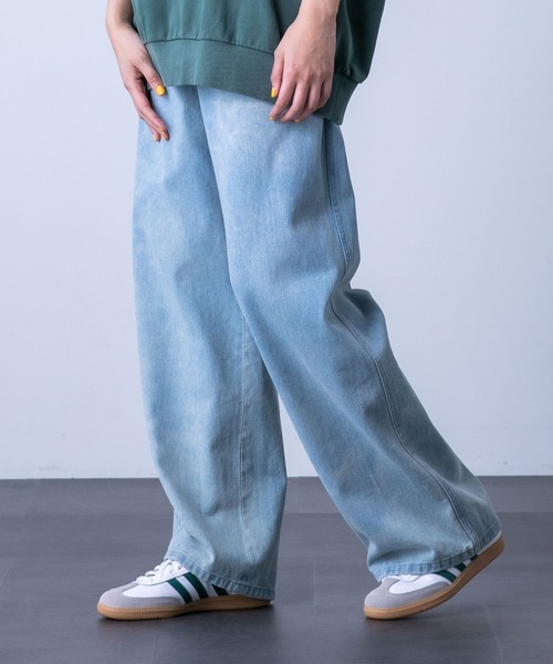 NANO universe（ナノユニバース）の「「HOTEL PALACE（オテルパラス）」バイオブリーチワイドデニムパンツ（セットアップ可）（デニムパンツ・メンズ・ライトブルー/ブラック・M/L/S）」の8枚目の写真