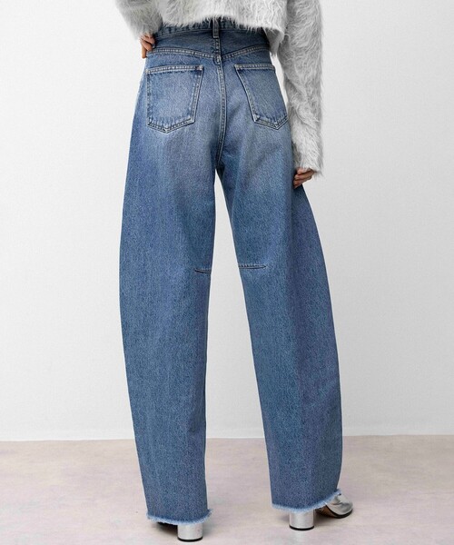 NAVE（ネイヴ）の「SERGE de bleu × NAVEコラボ カーブワイドデニム（デニムパンツ・レディース・スカイブルー系/ホワイト系・1/2）」の6枚目の写真