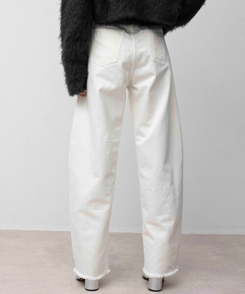 NAVE（ネイヴ）の「SERGE de bleu × NAVEコラボ カーブワイドデニム（デニムパンツ・レディース・スカイブルー系/ホワイト系・1/2）」の9枚目の写真