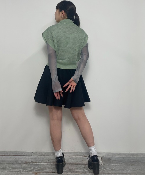 NICOLE CLUB（ニコル　クラブ）の「【WEB限定】メッシュハーフジップベスト（ベスト・レディース・グリーン/ブラック/オフホワイト・FREE）」の20枚目の写真