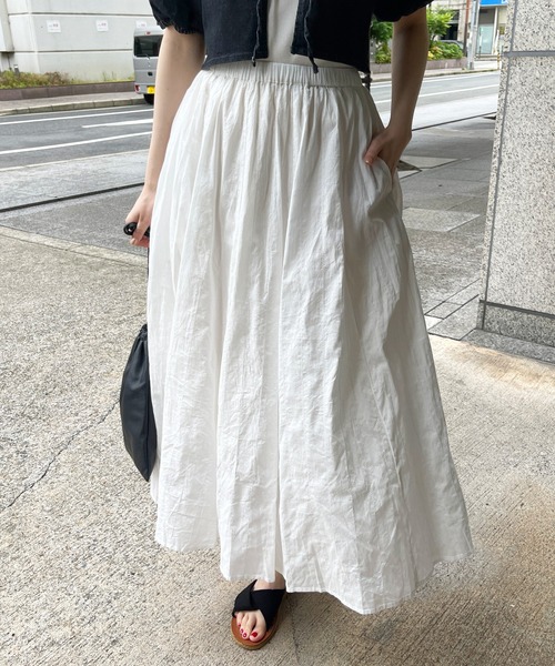 Meli rich(メリーリッチ)の「ストライプドビーフレアスカート(スカート・レディース・ブロンズ/ブラック/オフホワイト・FREE)」の10枚目の写真