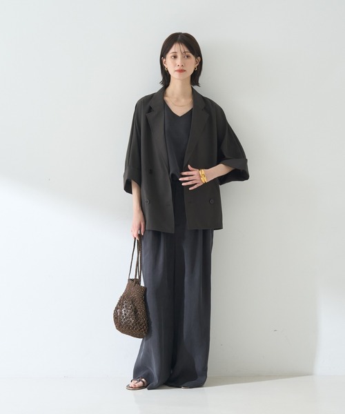 撥水ドルマンハーフスリーブジャケット（テーラードジャケット