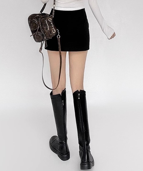 Vipoa(ヴィポア)の「Ribbon point sporty mini skirt(スカート・レディース・ブラック/ピンク・MEDIUM/LARGE)」の17枚目の写真