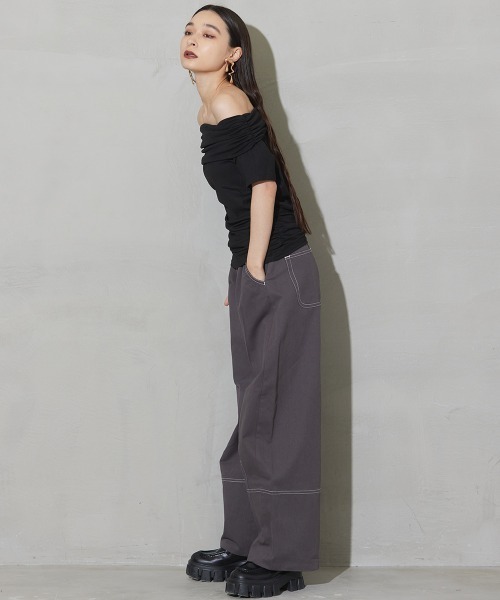 SEN TOKYO(セントーキョー)の「大人かわいいフェミニンシルエット。オフショルダーカットソー(Tシャツ/カットソー・レディース・ブラック/グレー・FREE)」の17枚目の写真