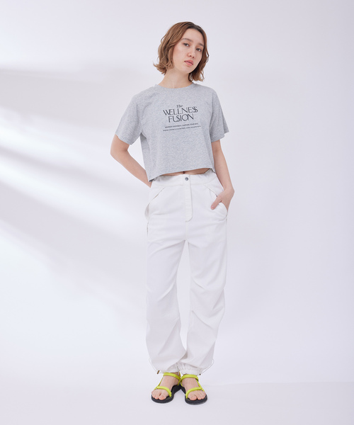 NERGY（ナージー）の「グラフィッククロップドTシャツ（Tシャツ/カットソー・レディース・キナリ/パープル/ブラック/グレー・FREE）」の16枚目の写真