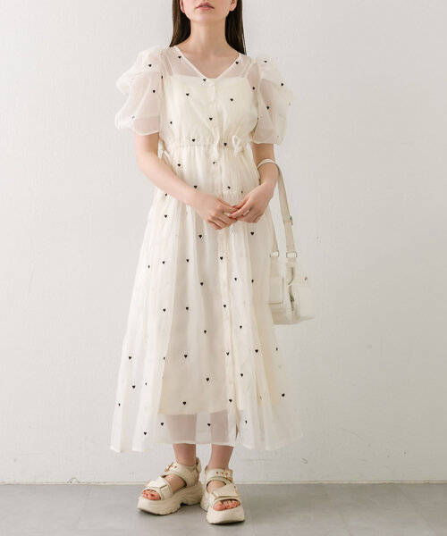 新品同様 des OLIVE OLIVE サックス ハート刺繍ワンピース ワンピース