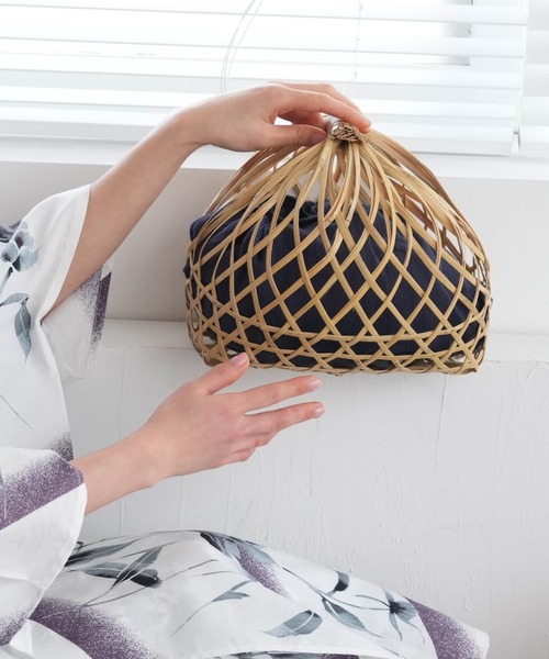 utatane（ウタタネ）の「竹かごバッグ+日本製注染生地あずま袋セット utatane 栗丸 白の川面/楊柳（かごバッグ・レディース・マスタード/ネイビー/ホワイト/オフホワイト・FREE）」の16枚目の写真