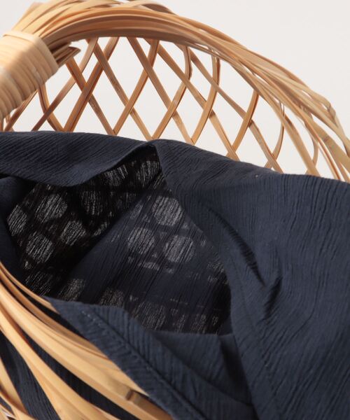 utatane（ウタタネ）の「竹かごバッグ+日本製注染生地あずま袋セット utatane 栗丸 白の川面/楊柳（かごバッグ・レディース・マスタード/ネイビー/ホワイト/オフホワイト・FREE）」の14枚目の写真