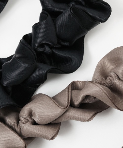 BAYFLOW（ベイフロー）の「[スマホやポーチに付けて便利]BFリボンストラップ（キーホルダー・レディース・ベージュ/ブラック・0）」の6枚目の写真