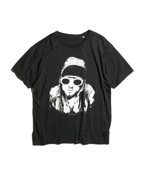 NIRVANA(ニルヴァーナ)の「【THRIFTY LOOK スリフティールック 】 THRIFTY"KURT COBAIN"TEE カートコバン/ユーズドライクTシャツ/ロック/バンドTシャツ/ヴィンテージ(Tシャツ/カットソー・メンズ・ブラック系その他2/ブラック系その他・LARGE/X-LARGE/MEDIUM)」の2枚目の写真