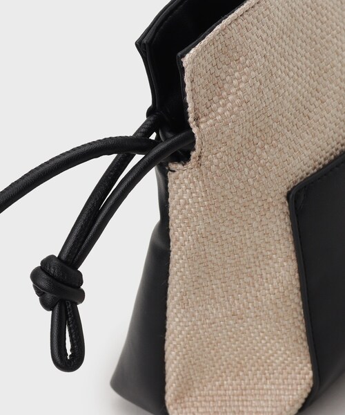 OPAQUE.CLIP（オペークドットクリップ）の「◆サイドドロストミニショルダーバッグ（ショルダーバッグ・レディース・ベージュ系1/ホワイト系3/シルバー/ブラック・00）」の5枚目の写真