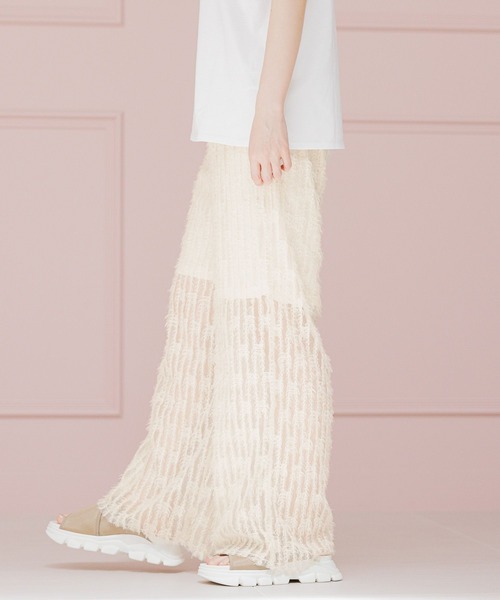 LAKOLE(ラコレ)の「フェザーチュールパンツ / 124145(その他パンツ・レディース・グレイッシュベージュ/ブラック/アイボリー・MEDIUM/SMALL)」の9枚目の写真