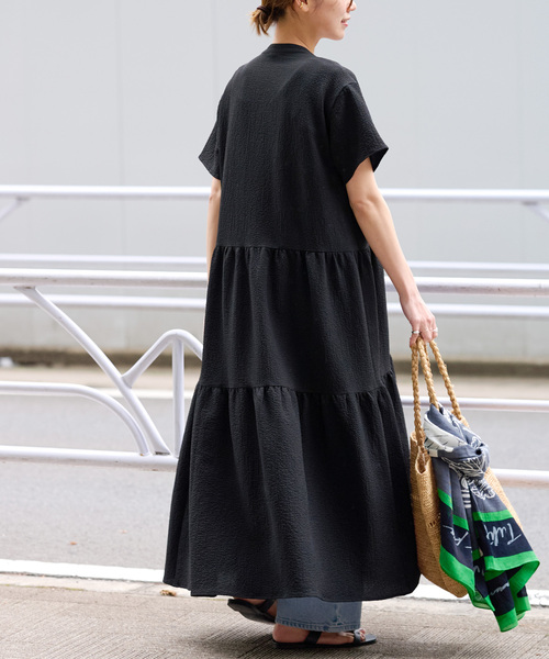 JOURNAL STANDARD relume(ジャーナルスタンダード レリューム)の「リップクレープティアードワンピース(シャツワンピース・レディース・ブラック/ブラウン/ブルー系その他・FREE)」の7枚目の写真