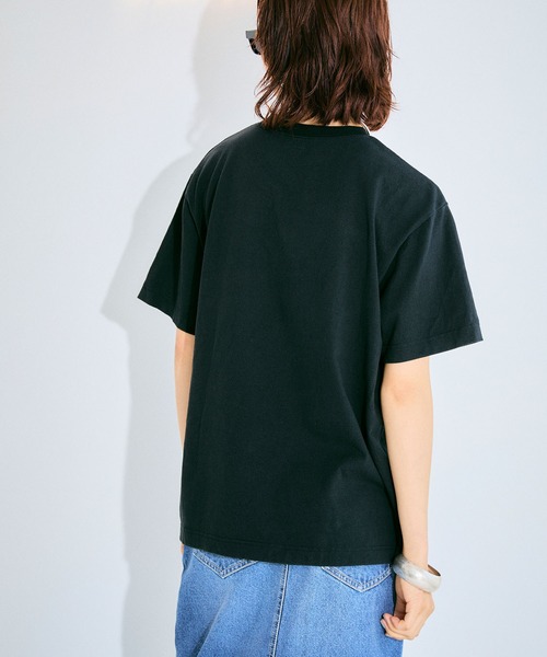 ELLEgirl(エルガール)の「フォトプリントTシャツ【ELLEgirl/エル ガール】(Tシャツ/カットソー・レディース・ホワイト/ブラック・FREE)」の16枚目の写真