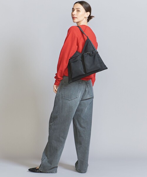 BEAUTY&YOUTH UNITED ARROWS（ビューティーアンドユースユナイテッドアローズ）の「フロント ダブルポケット トライアングル バッグ -3WAY-（ショルダーバッグ・レディース・ブラック/パープル・FREE）」の3枚目の写真