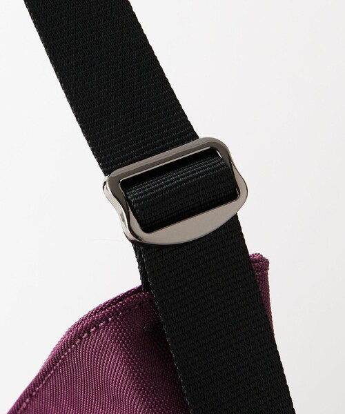 BEAUTY&YOUTH UNITED ARROWS（ビューティーアンドユースユナイテッドアローズ）の「フロント ダブルポケット トライアングル バッグ -3WAY-（ショルダーバッグ・レディース・ブラック/パープル・FREE）」の15枚目の写真