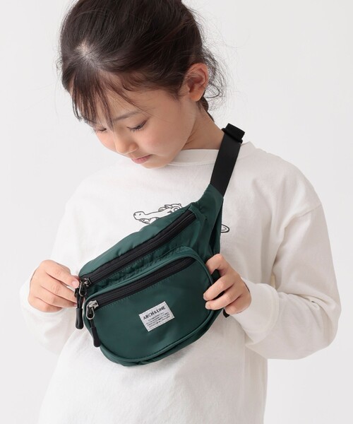 こども ビームス（コドモビームス）の「ARCH&LINE / リサイクル ナイロン ウエストバッグ 2024（ボディバッグ/ウエストポーチ・キッズ・ベージュ/グリーン・ONE SIZE）」の5枚目の写真