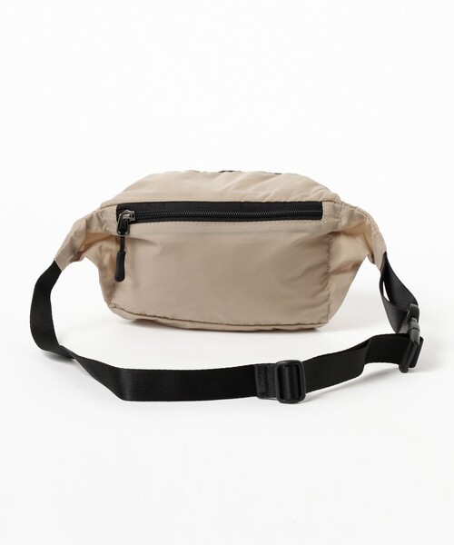 こども ビームス（コドモビームス）の「ARCH&LINE / リサイクル ナイロン ウエストバッグ 2024（ボディバッグ/ウエストポーチ・キッズ・ベージュ/グリーン・ONE SIZE）」の7枚目の写真