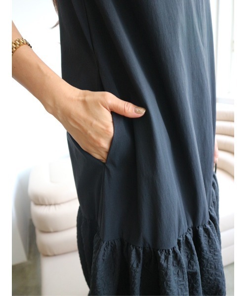 TRUNC（トランクエイティーエイト）の「Jacquard Combi Dress（ワンピース・レディース・ブラック/アイボリー・FREE）」の6枚目の写真