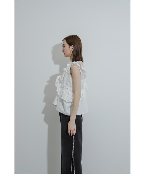 HEYUMM（ヘユム）の「2WAYフリルノースリーブブラウス（シャツ/ブラウス・レディース・アイボリー/オレンジ/インディゴブルー・ONE）」の21枚目の写真