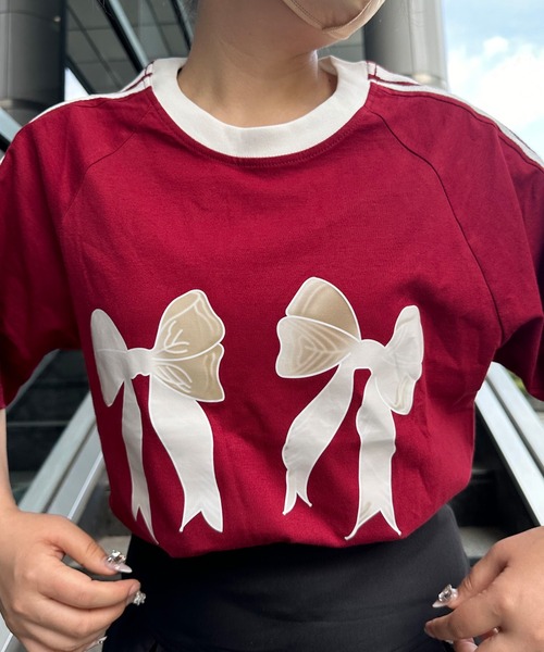 tシャツ A'GEM/9 × .kom 「CORYSTUDIO/コリースタジオ」リボンラグラン半袖カットソー レディース A'gem 9 tシャツ A'GEM/9 × .kom 「CORYSTUDIO/コリースタジオ