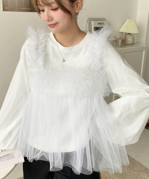 moment+(モーメントプラス)の「綿100%天竺. 2WAYチュールビスチェドッキングロングTシャツ(Tシャツ/カットソー・レディース・オフホワイト/ブラック/ブラック系その他/オートミール・M)」の2枚目の写真