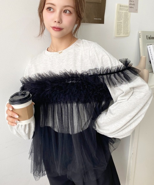 moment+(モーメントプラス)の「綿100%天竺. 2WAYチュールビスチェドッキングロングTシャツ(Tシャツ/カットソー・レディース・オフホワイト/ブラック/ブラック系その他/オートミール・M)」の11枚目の写真