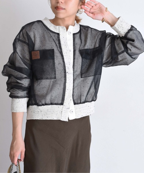 Eimee Law（エイミーロウ）の「オーガンジーレイヤードニットカーデ（カーディガン/ボレロ・レディース・グレー/オフホワイト・38）」の2枚目の写真