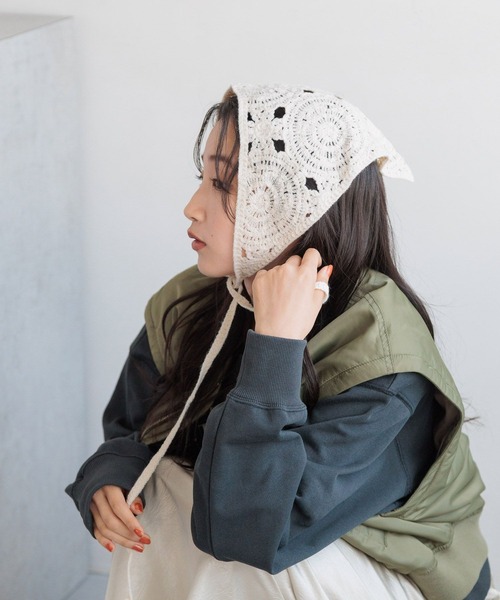 LOWRYS FARM(ローリーズファーム)の「カーチフ 142898(ストール/ショール・レディース・ブラック/アイボリー・FREE)」の1枚目の写真