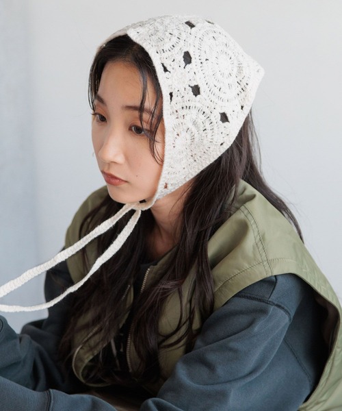 LOWRYS FARM(ローリーズファーム)の「カーチフ 142898(ストール/ショール・レディース・ブラック/アイボリー・FREE)」の12枚目の写真