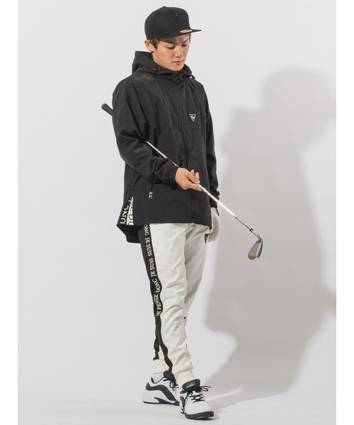 EVOLUTION(エボリューション)の「【EVOLUTION GOLF】アスレジャーでクールなマウンテンパーカー(マウンテンパーカー・メンズ・ブラック/ホワイト/ベージュ・LARGE/MEDIUM)」の15枚目の写真