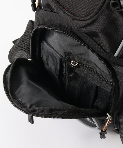 417 EDIFICE（フォーワンセブンエディフィス）の「FRENDO / SAINTE-BAUME 7.5-9L（バックパック/リュック・メンズ・キャメル/ブラック・FREE）」の19枚目の写真