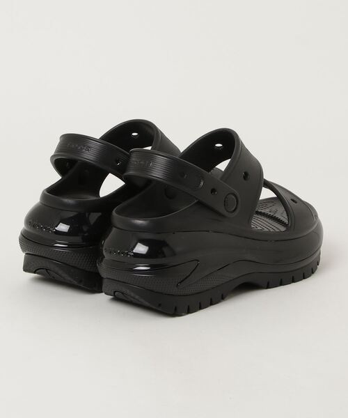 crocs（クロックス）の「Crocs/クロックス CLASSIC MEGA CRUSH SANDAL/クラシック メガクラッシュ サンダル（サンダル・レディース・オフホワイト/ブラック/ホワイト・24cm/25cm/23cm/22cm）」の4枚目の写真