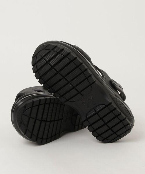 crocs（クロックス）の「Crocs/クロックス CLASSIC MEGA CRUSH SANDAL/クラシック メガクラッシュ サンダル（サンダル・レディース・オフホワイト/ブラック/ホワイト・24cm/25cm/23cm/22cm）」の5枚目の写真